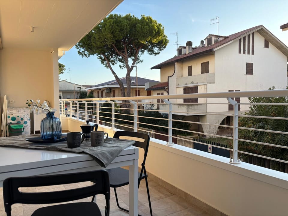 Balcony/Terrace, Balcony/Terrace