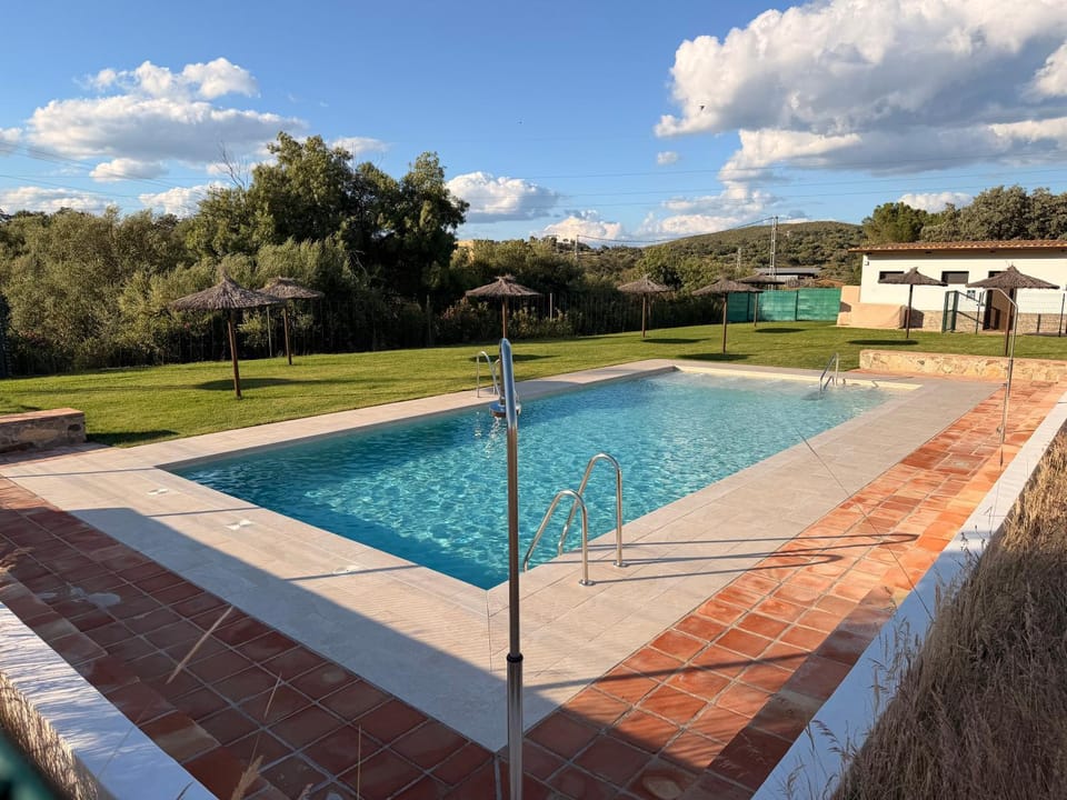Property building, Swimming pool