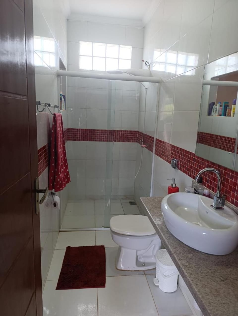 Shower, Bathroom, towels