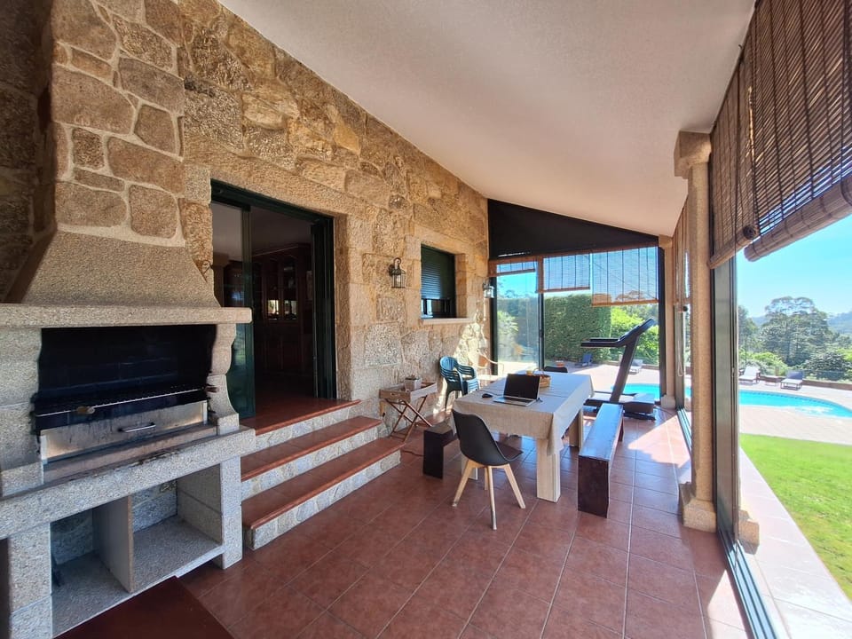 Villa Alilacha - Piscina Barbacoa Playa 500 m Villa in O Morrazo