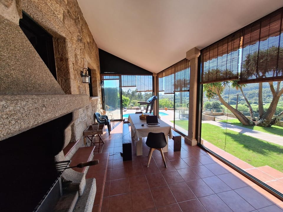 Villa Alilacha - Piscina Barbacoa Playa 500 m Villa in O Morrazo
