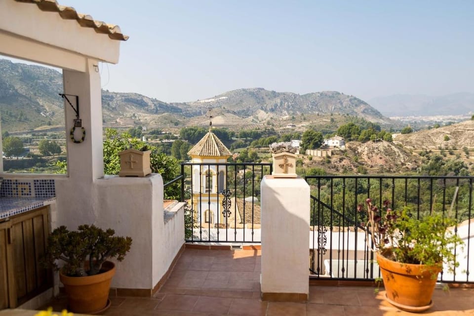 Village house with incredible views! Villa in Cehegín