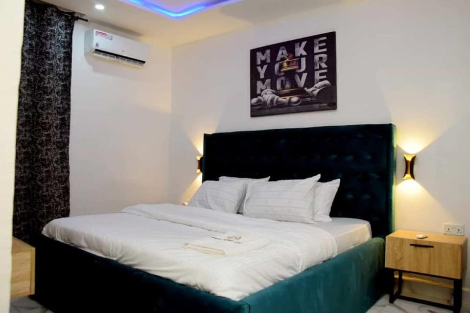 Bed, Bedroom, air conditioner