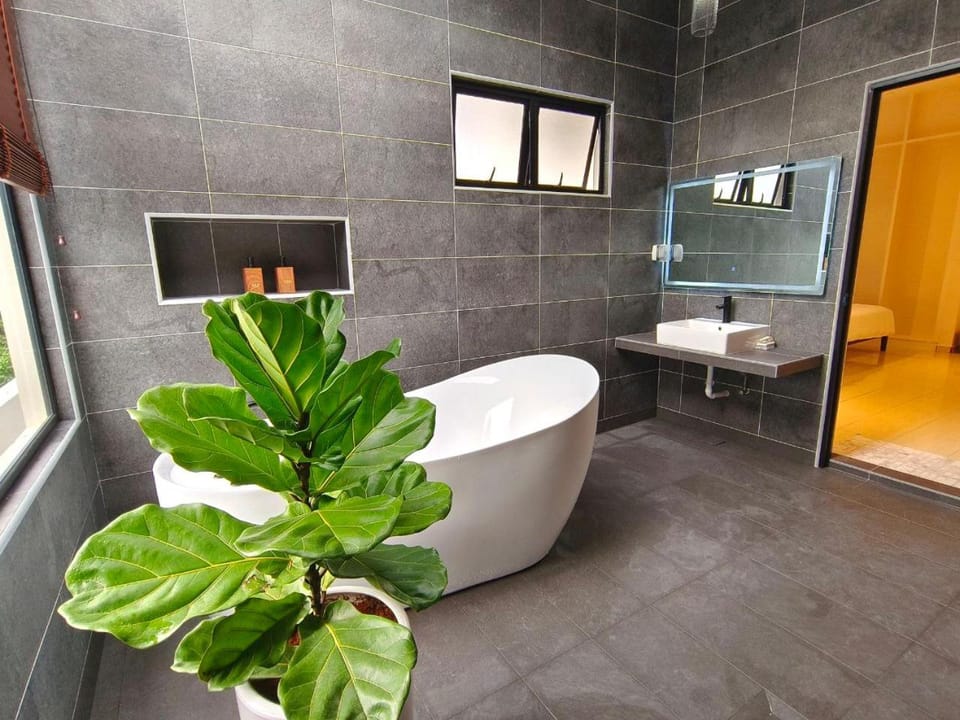 SunsetChalet 25pax Pool Snooker Bathtub Playground House in Johor
