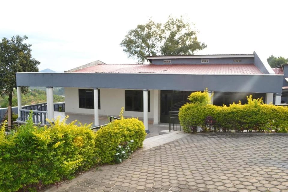 Quality Inn Motel Nyanza Hotel in Africa