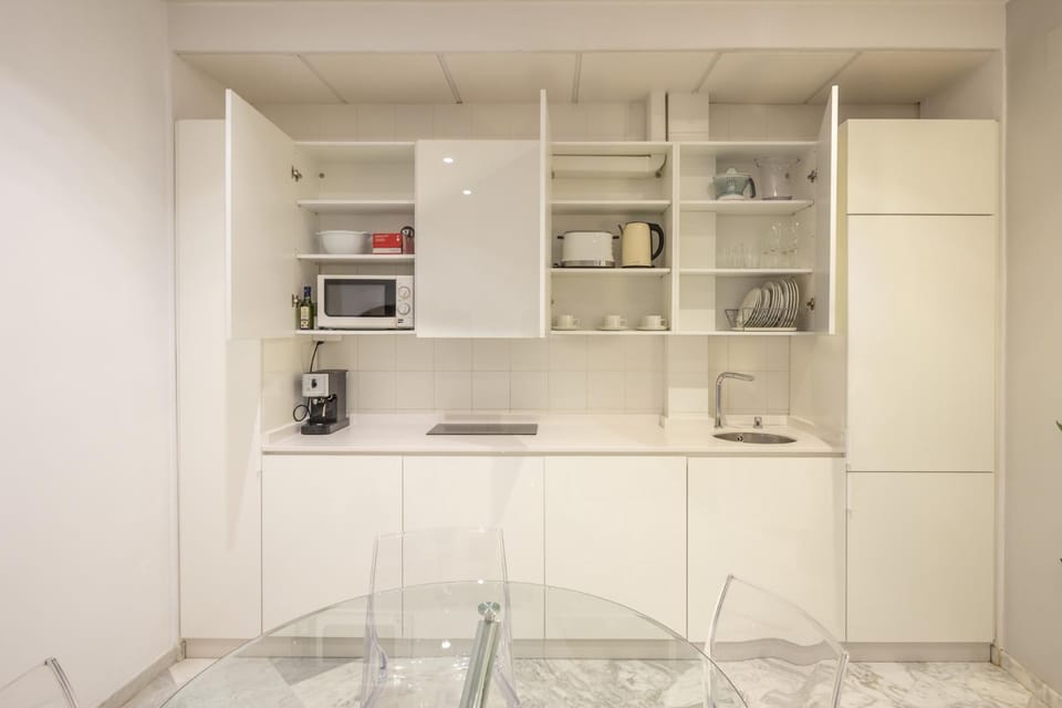 Campana Suites Apartments by Valcambre Apartment in Seville