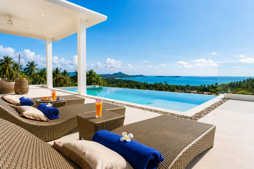 Patio, View (from property/room), Balcony/Terrace, Pool view, Sea view, Swimming pool, Swimming pool, Open Air Bath