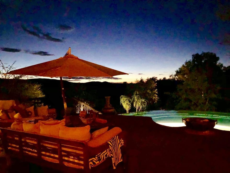 Night, Pool view, Swimming pool, sunbed