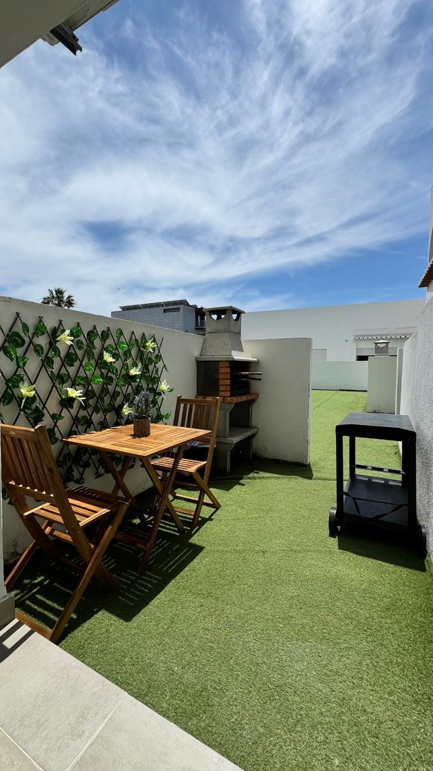 Summer, BBQ facilities, Garden view