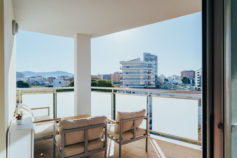 Balcony/Terrace, Pool view, Swimming pool