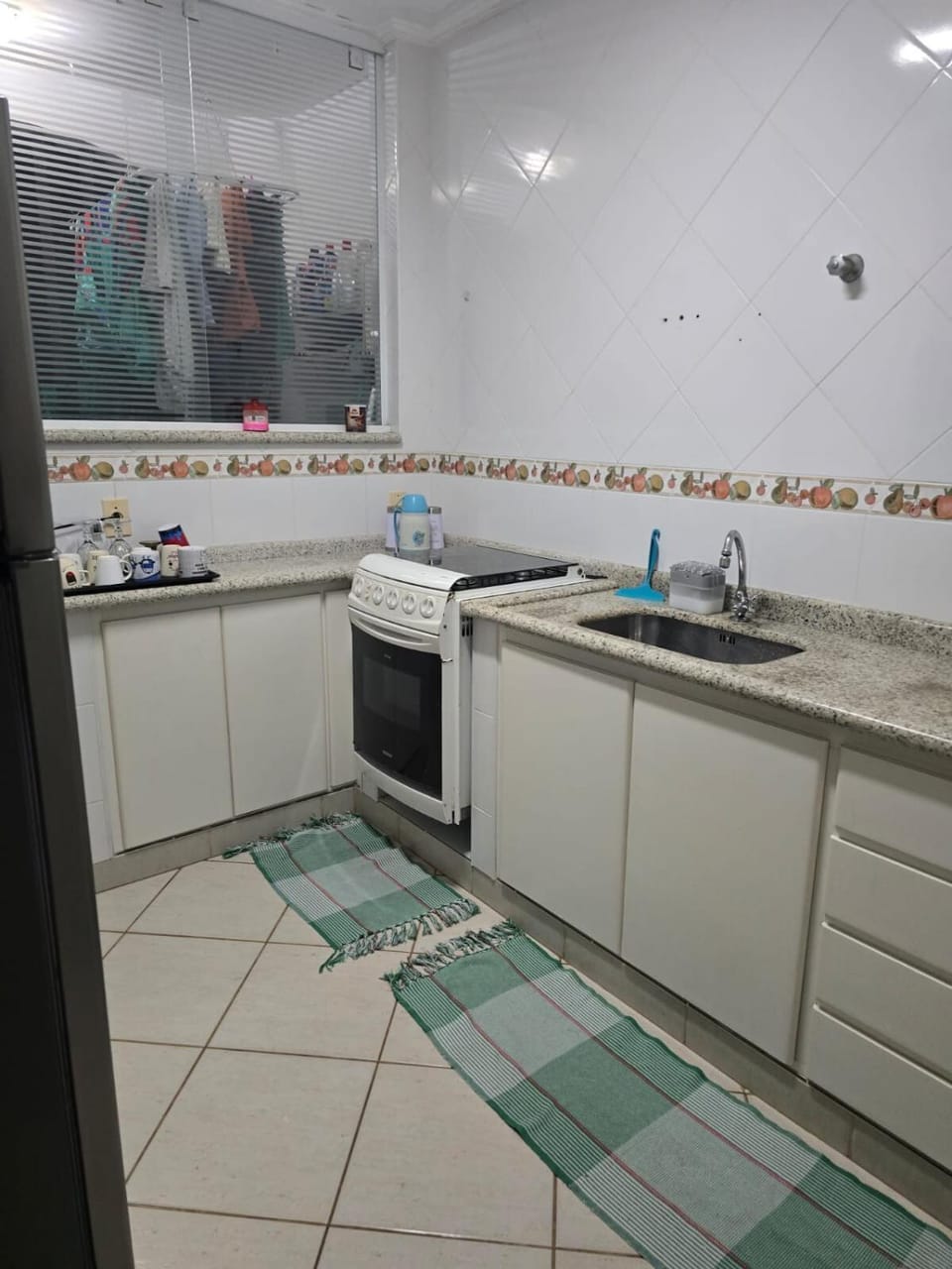 Kitchen or kitchenette, oven, stove