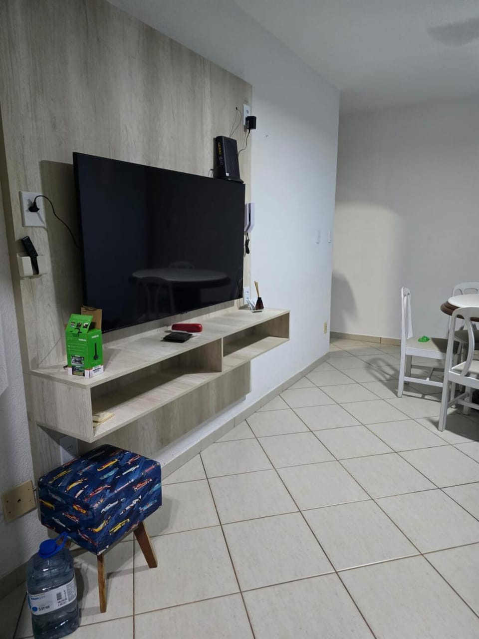 Communal lounge/ TV room, TV and multimedia
