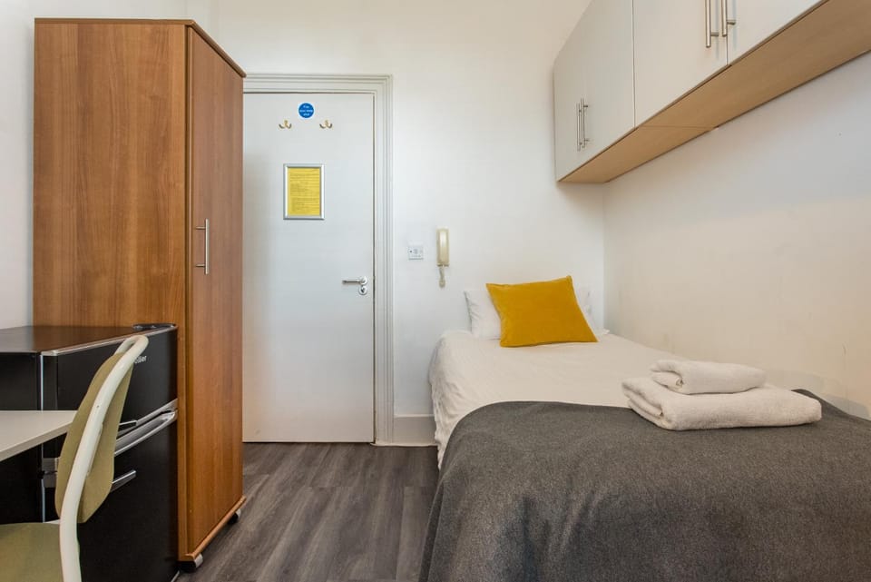 270 Earls Court Road Hostel in City of Westminster