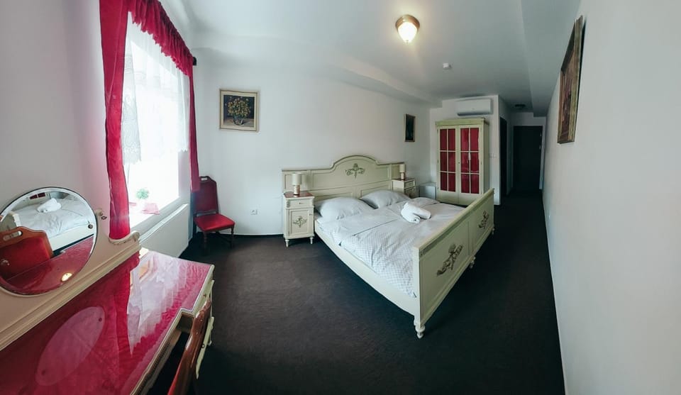 Penzion U Jindry Bed and Breakfast in Lower Silesian Voivodeship