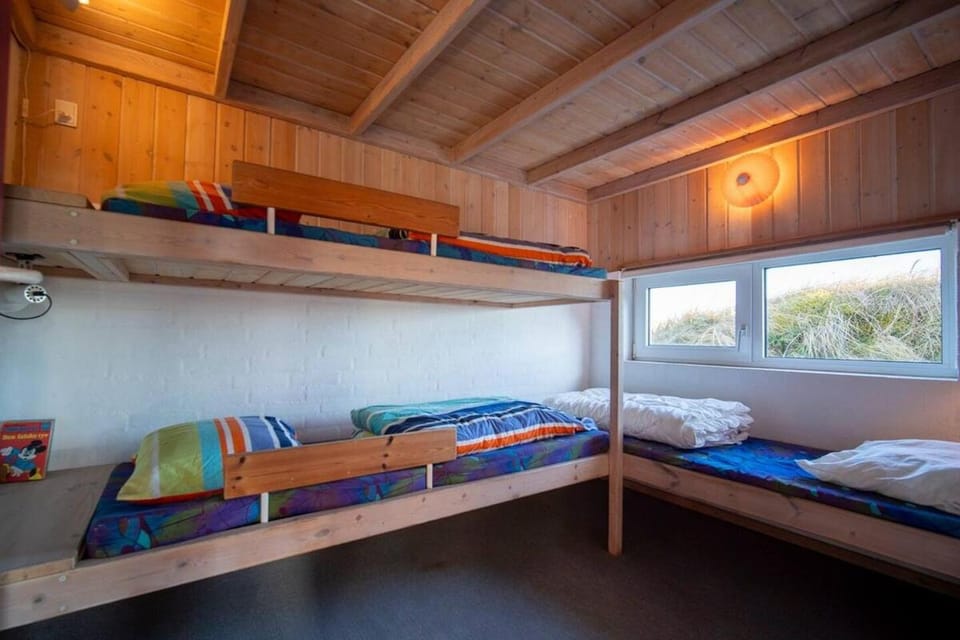 Photo of the whole room, Bedroom, bunk bed