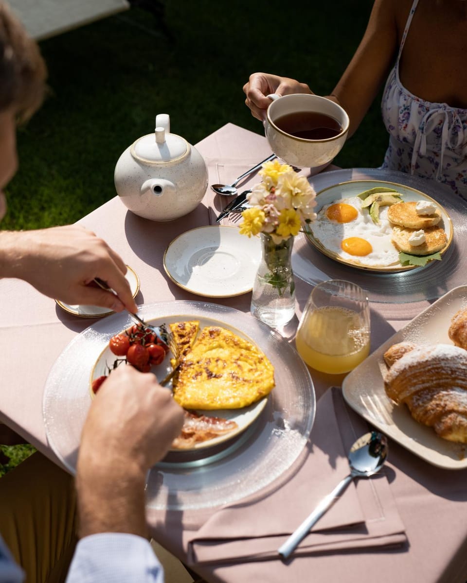 Food and drinks, Breakfast, Continental breakfast