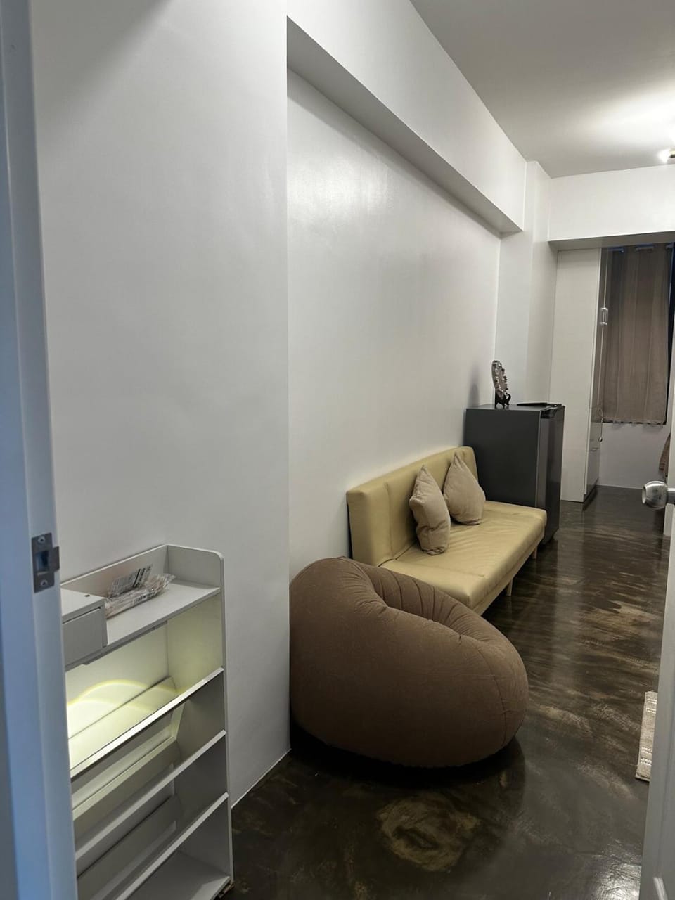 Bloq Residences Sikatuna 2 Unit 1616 Apartment in Lapu-Lapu City