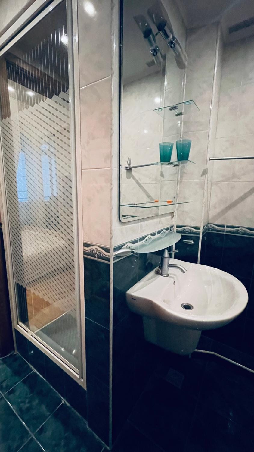 Люкс просторі апартаменти на Львівській площі Apartment in Kiev City - Kyiv