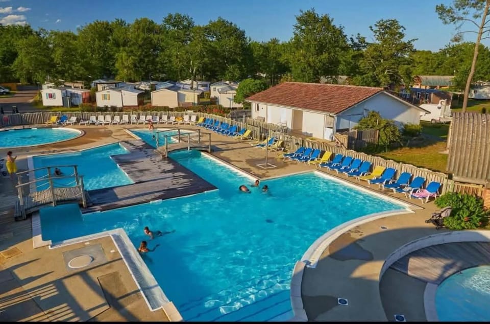 mobil home Confort Landes 38m2 Campground/ 
RV Resort in Soustons
