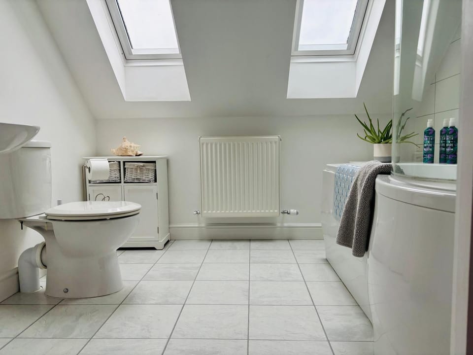 Toilet, Bathroom