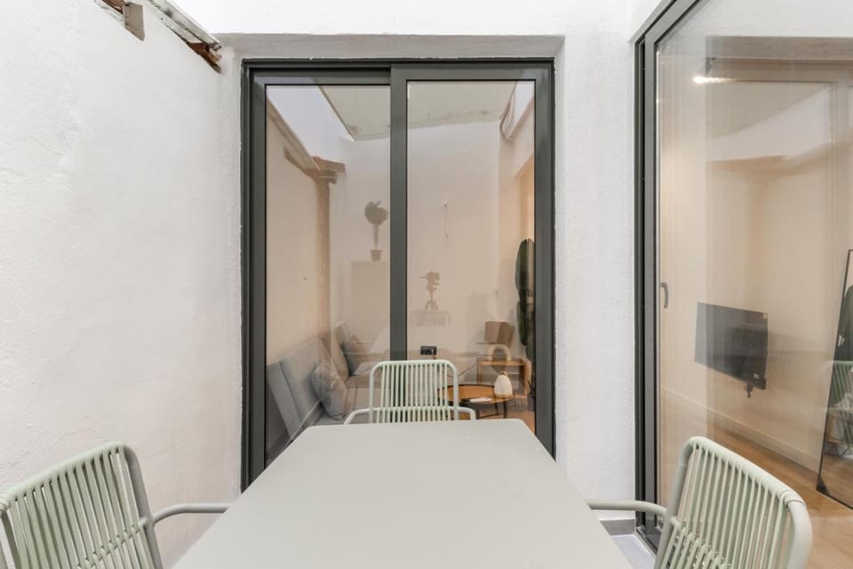 Balcony/Terrace, Balcony/Terrace, Living room, Seating area, Dining area