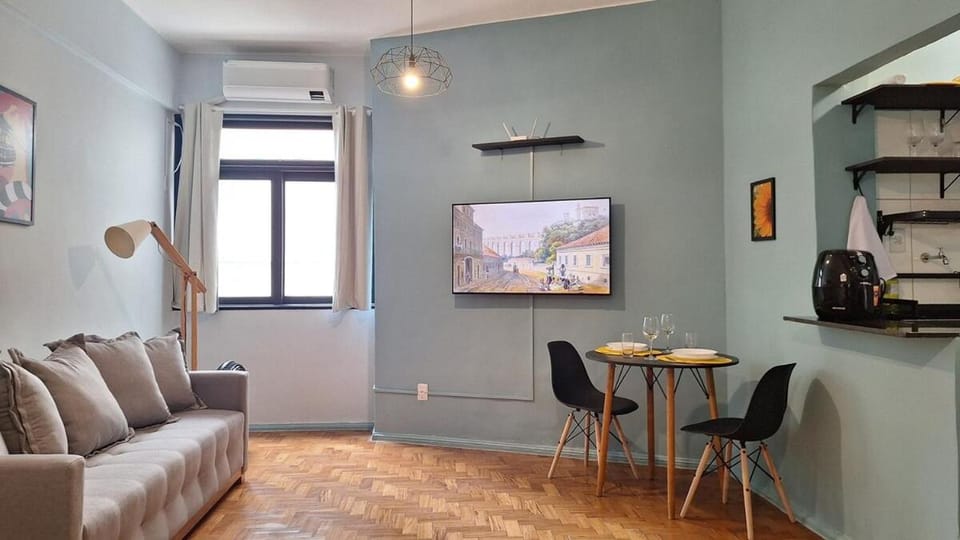 TV and multimedia, Kitchen or kitchenette, Living room, Seating area, Dining area, internet, internet, air conditioner, air conditioner
