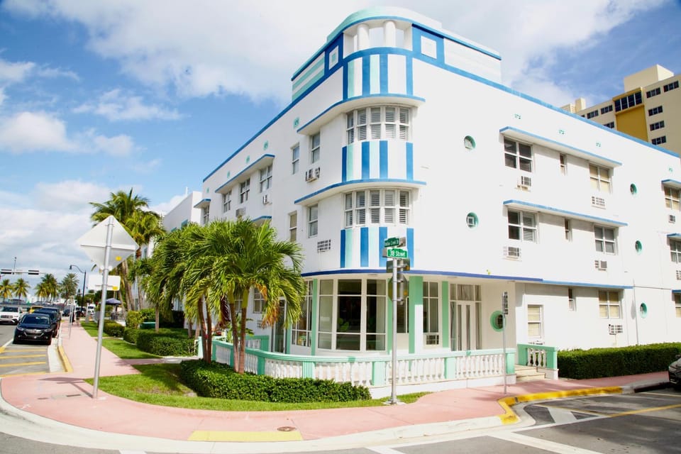Miami2 Beach Stay 3 min to Ocean Apartment in Miami Beach