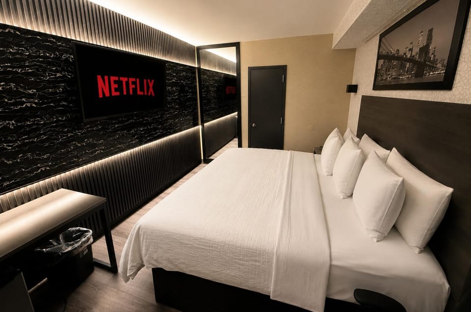 The Vine Hotel Bronx New Hotel in Williamsbridge