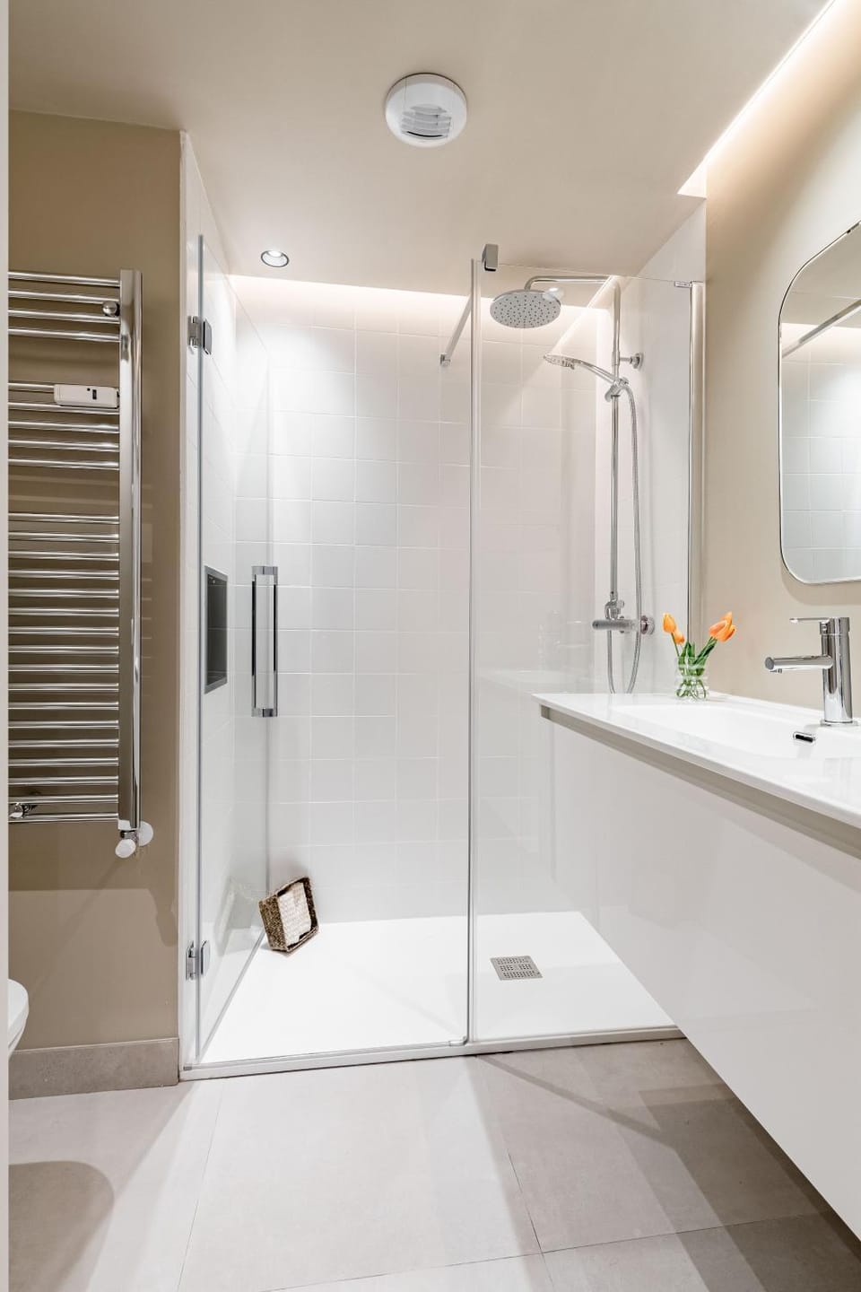 Victoria Luxe Haven 02 Apartment in Madrid