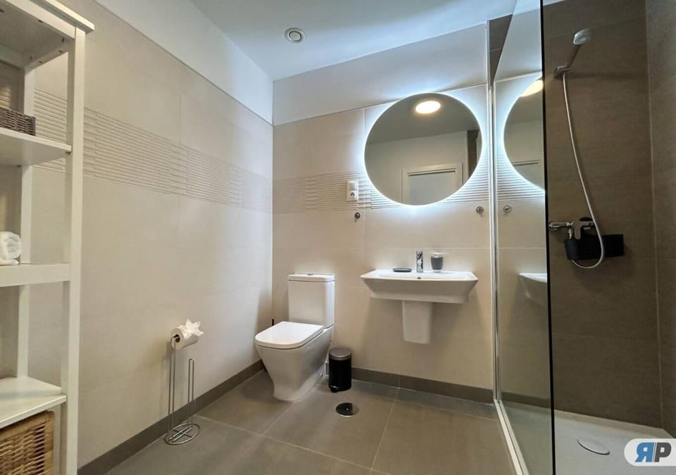 Shower, Bathroom