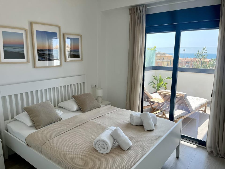 Bed, View (from property/room), Bedroom, towels