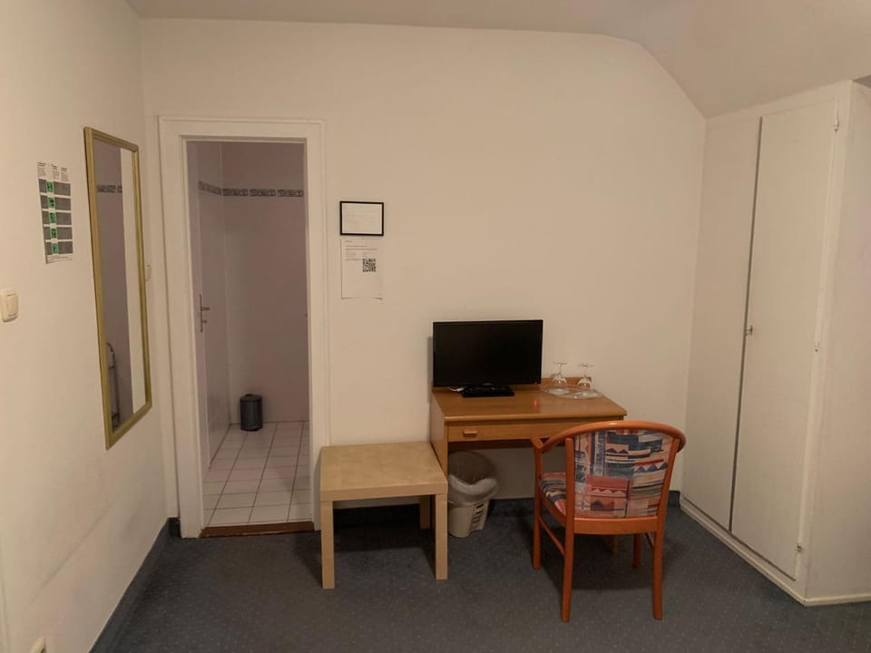 Waldhotel Hensel's Felsenkeller Hotel in Offenbach