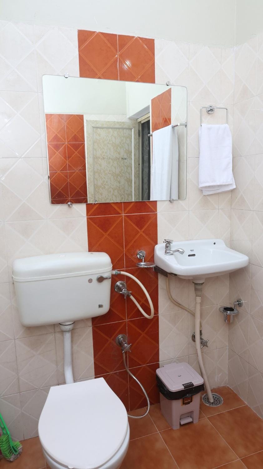 Toilet, Bathroom