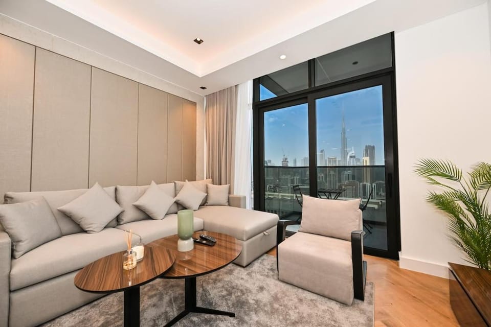 Stunning 1Bdr Luxury with Burj Khalifa View Apartment in Dubai