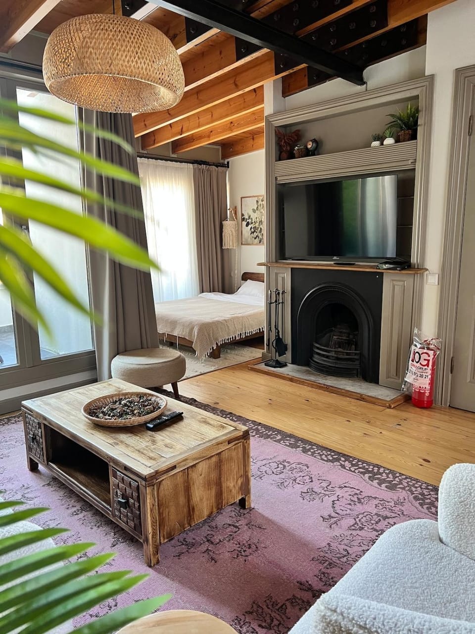 Old Town Loft in Balat Apartment in Istanbul