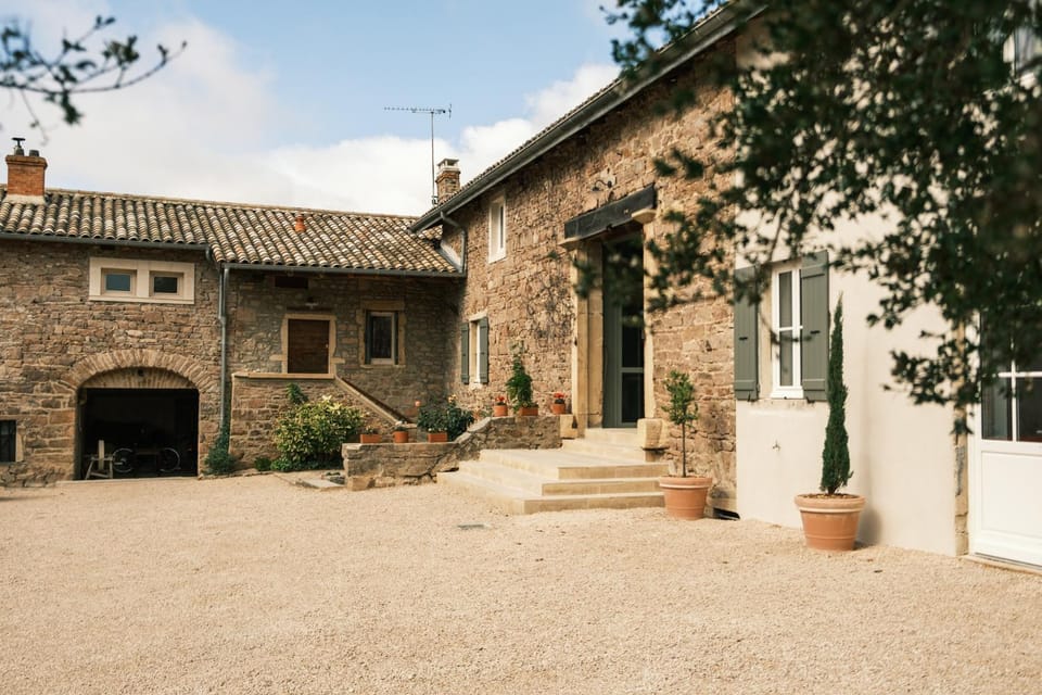 Property building, Day