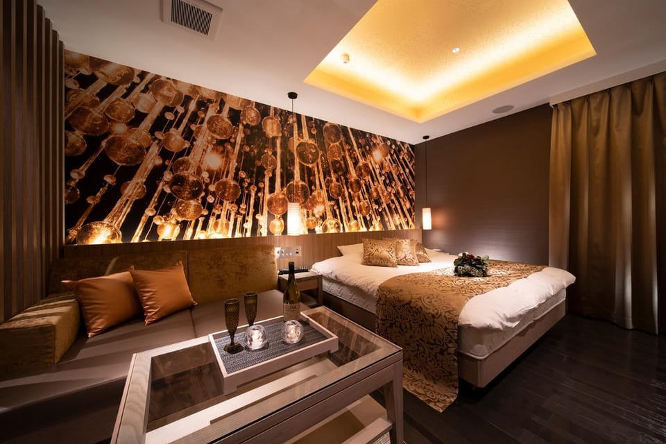 Photo of the whole room, Bedroom
