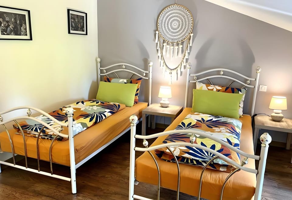 Property building, Living room, Bedroom