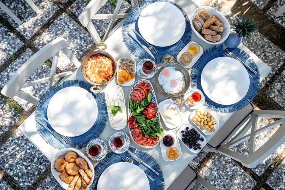 Restaurant/places to eat, Food and drinks, Breakfast, Drinks