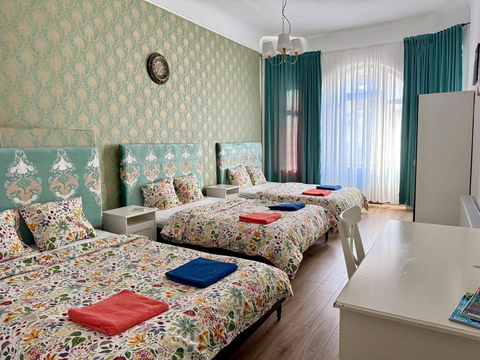 Royality Bucharest Old Town Apartment in Bucharest