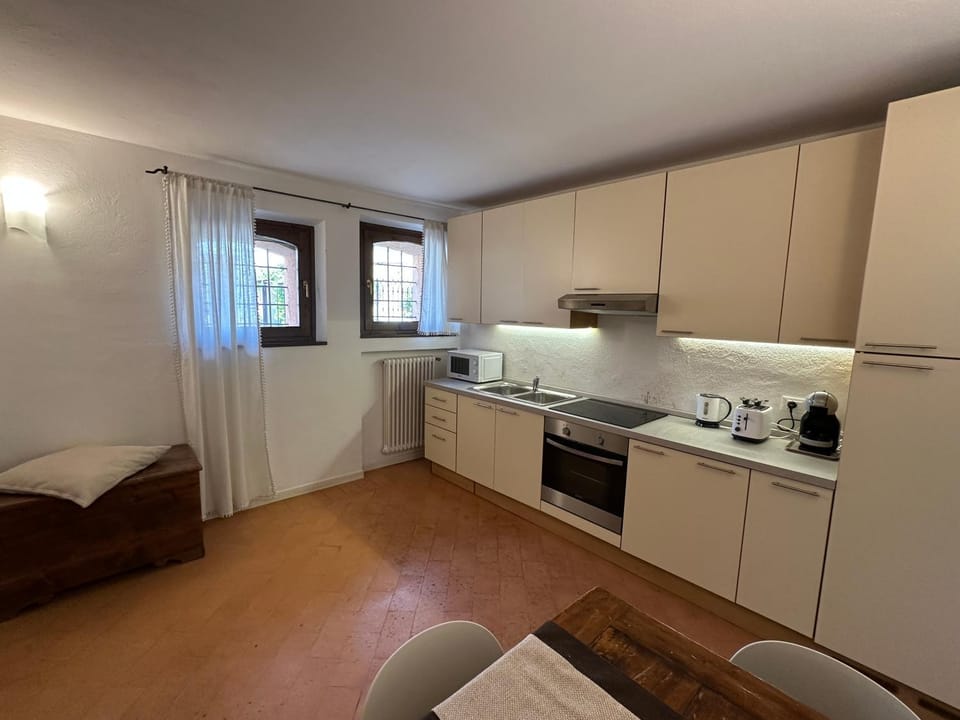 Kitchen or kitchenette, kitchen