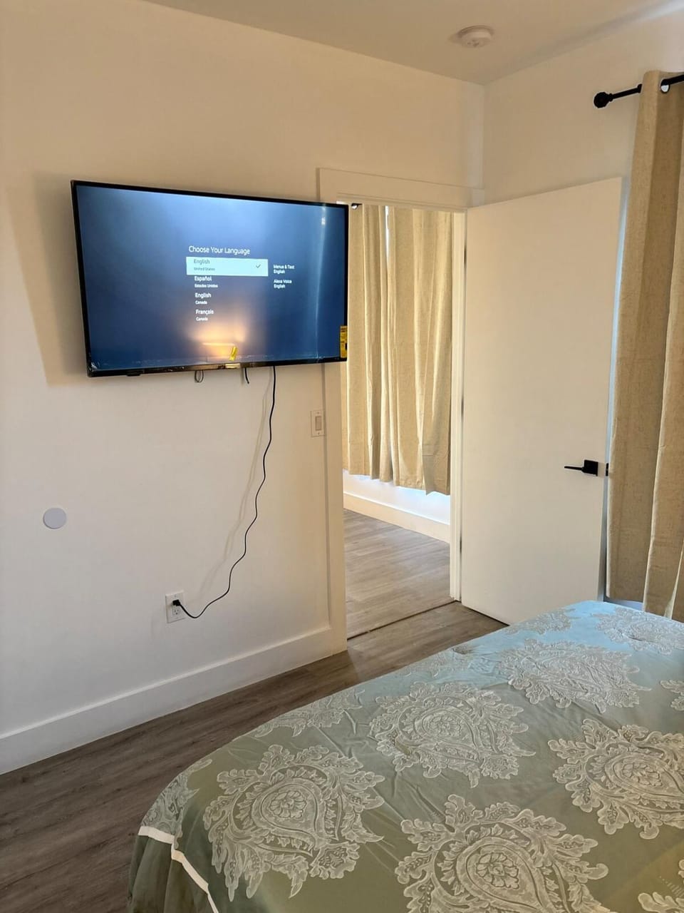 Sweet getaway 6 min from EWR Apartment in Elizabeth