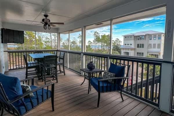 IP Beach House-Indian Pass Family Vacation home -Sleeps 8 Elevator- Pet Friendly-Ice Machine - Southern Coast Vacation Properties House in Florida