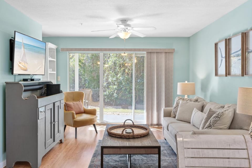 Ciboney 1015 by Newman-Dailey Apartment in Miramar Beach