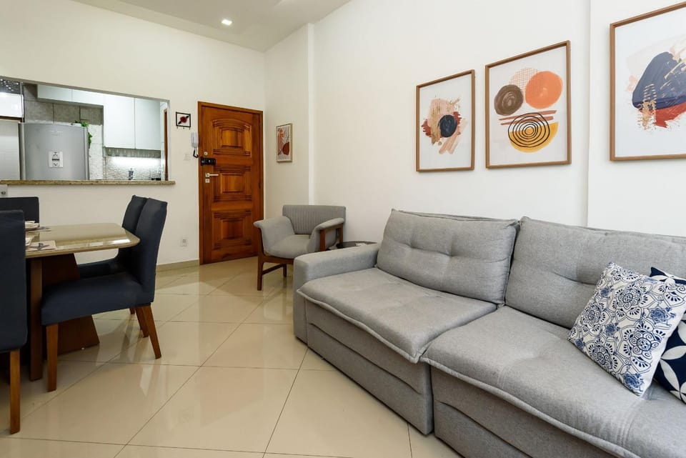 BDR&Living Room 300m from the Beach | NSC 386/402 Apartment in Rio de Janeiro