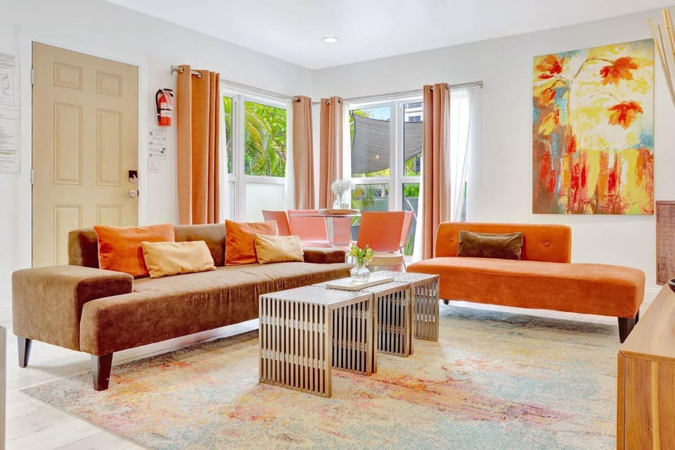 320-1 Las Olas Boulevard Apartment in Fort Lauderdale