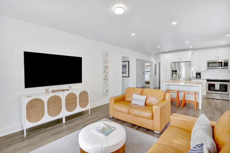Orange Dream in the Sky Apartment in Fort Lauderdale