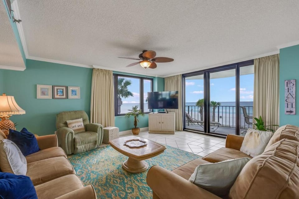 Living room, Seating area, Sea view