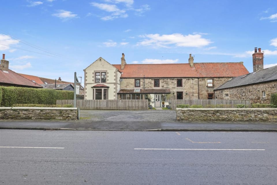 Property building, Day