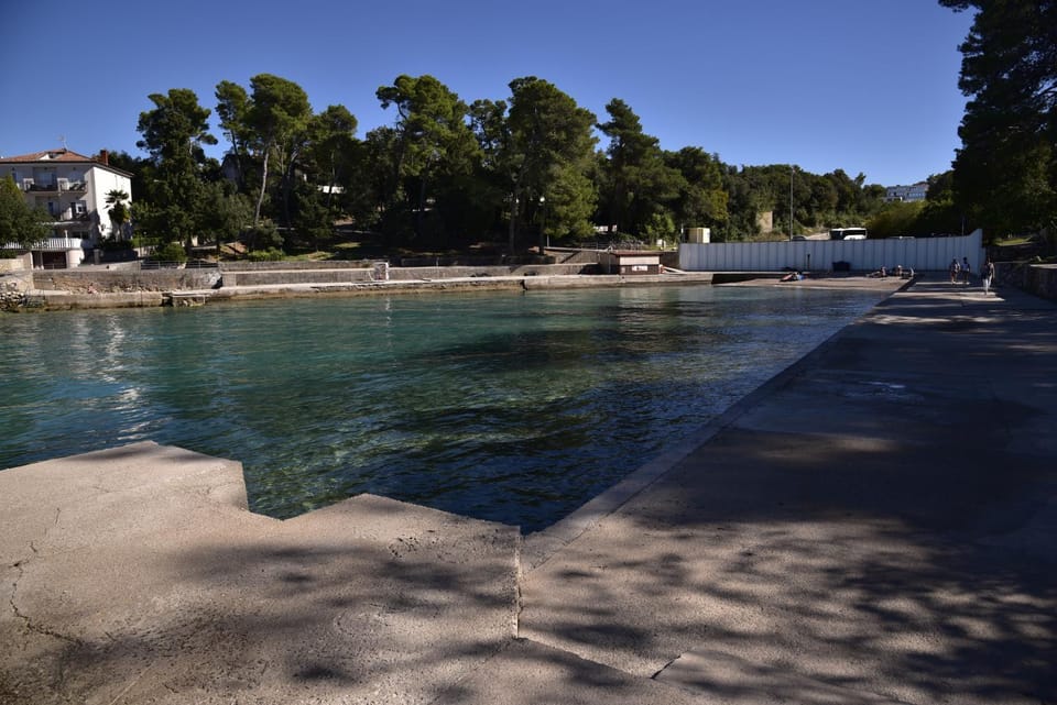 Natural landscape, Beach, On site